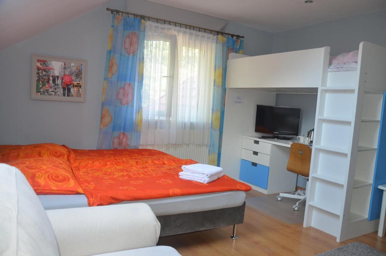 Villa Marta Okuninka Esterno foto